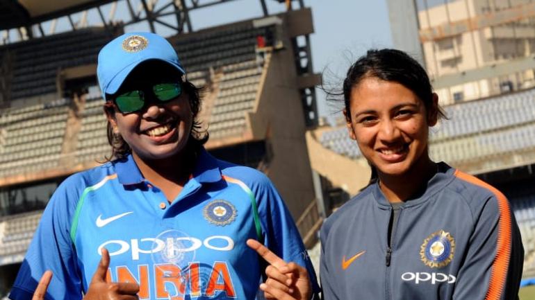 mandhana jhulan
