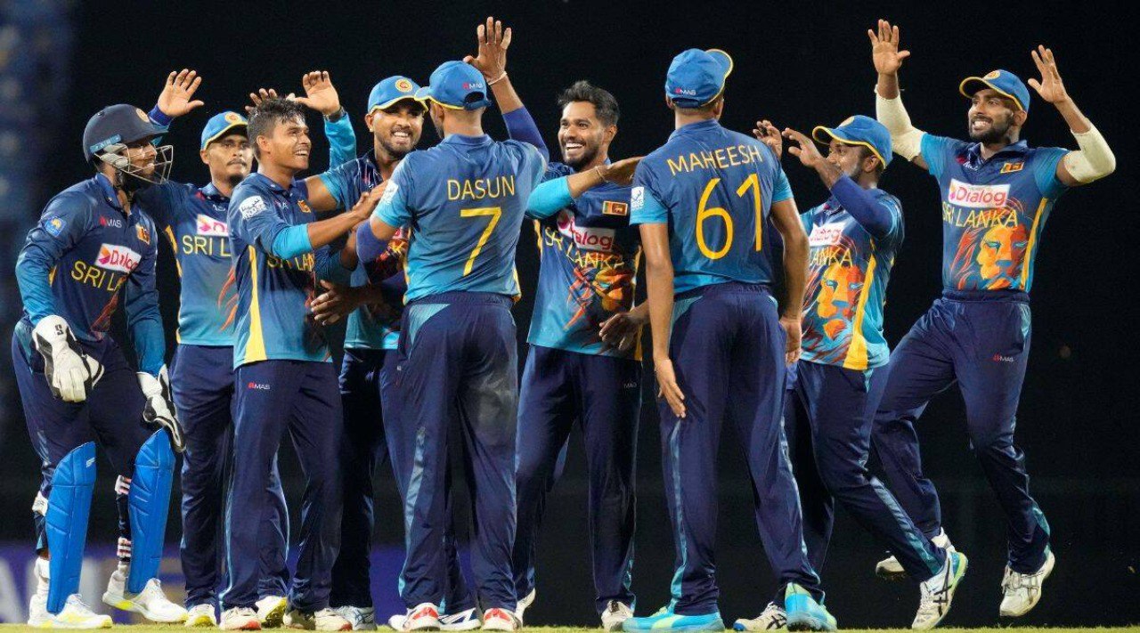Sri lanka record run chase Against australia pathum nissanka scored hundred