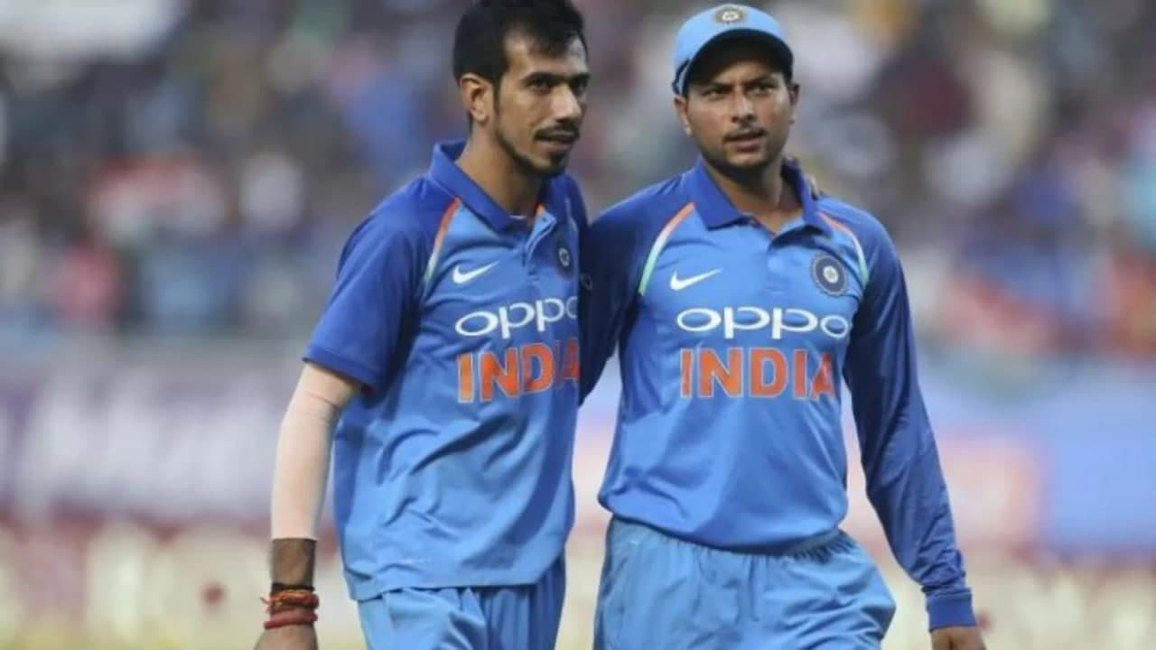 IND vs SL: सोशल मीडिया पर छाई कुलचा जोड़ी, हार्दिक पांड्या को देख फैंस को आई डिंडा की याद,हो रहे ट्र...