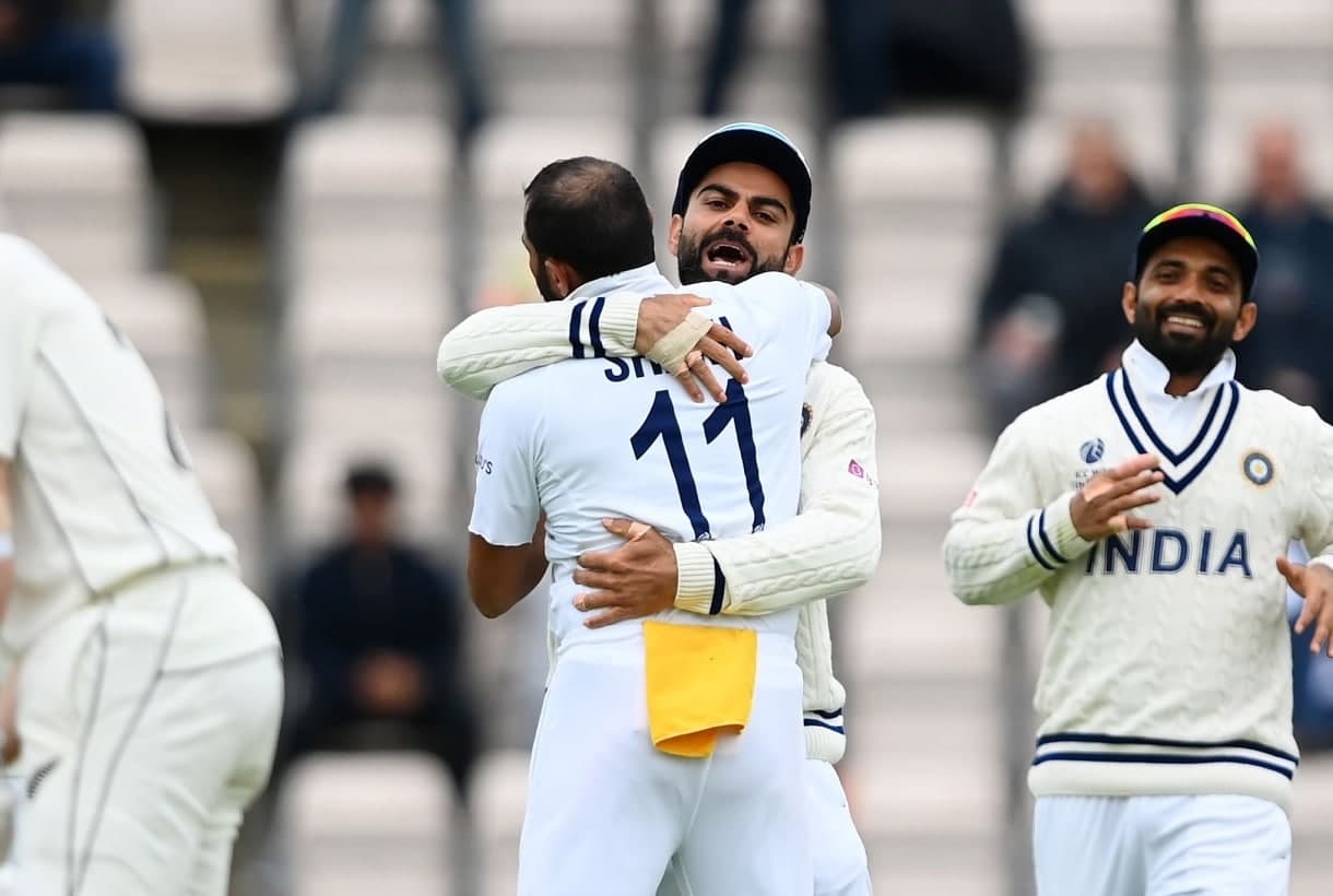 IND vs ENG: रवींद जडेजा ने हमीद का लिया विकेट, तो सोशल मीडिया पर हुई जमकर तारीफ, मजबूत स्थिति में इं...