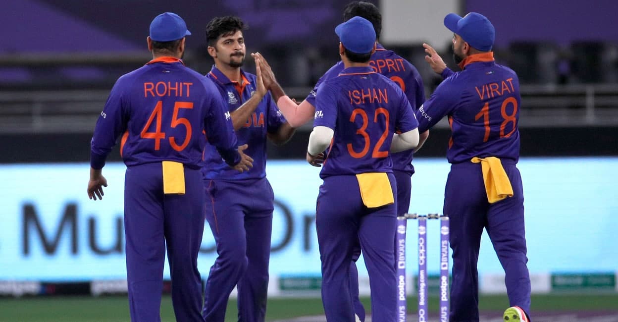 Venkatesh Iyer को न्यूजीलैंड के खिलाफ टीम में देख भड़के Aakash Chopra, चयनकर्ताओं को याद दिलाई उनकी प...