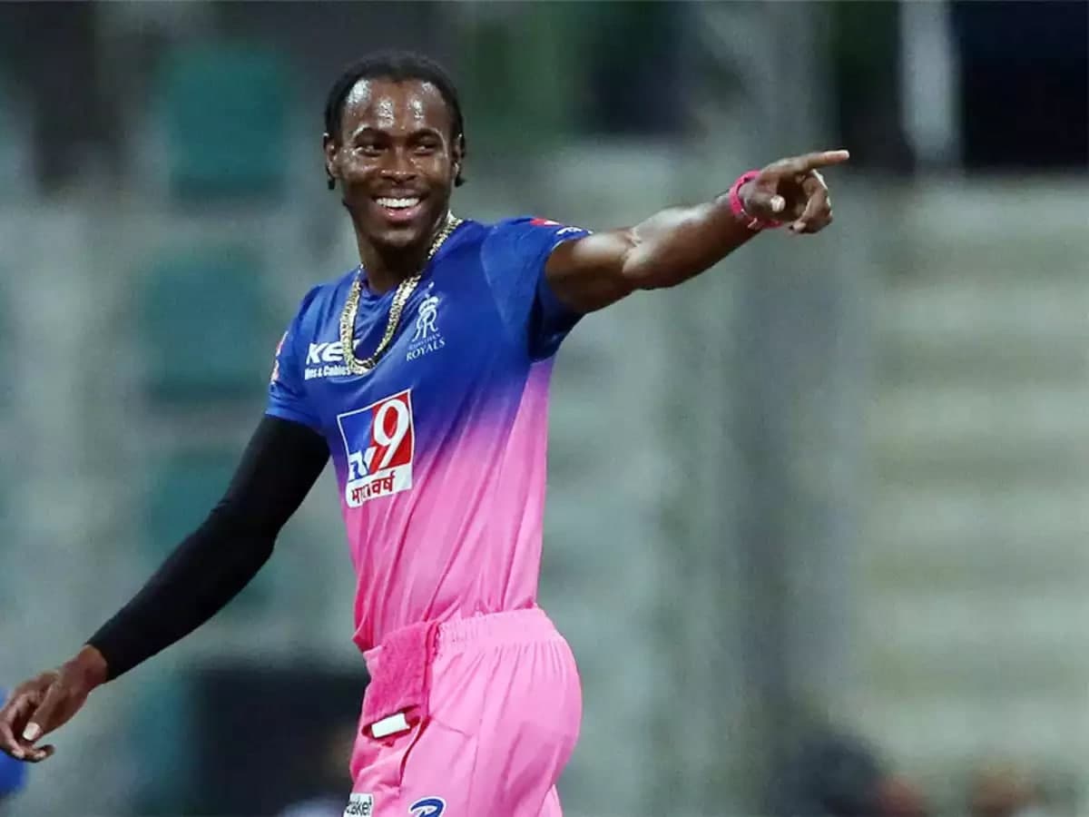 IPL 2022: रिलीज हुए इन 5 विदेशी खिलाड़ियों पर होगी अब नई टीमों की नजर, ऑक्शन से पहले अपने खेमे में क...