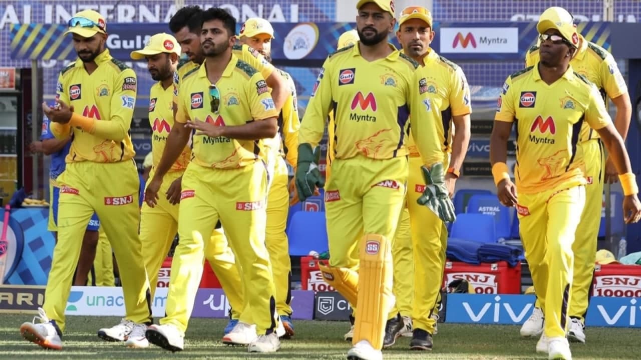 IPL 2022: CSK ने दिल खोलकर मेगा ऑक्शन में की शॉपिंग, खरीदे 21 खिलाड़ी, यहां देखें पूरी लिस्ट