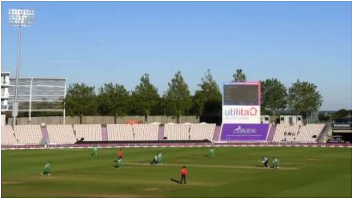 20 year opening batsman tamim surkhorodi play their best knock in 111 minute hit 11 fours and 7 sixe...