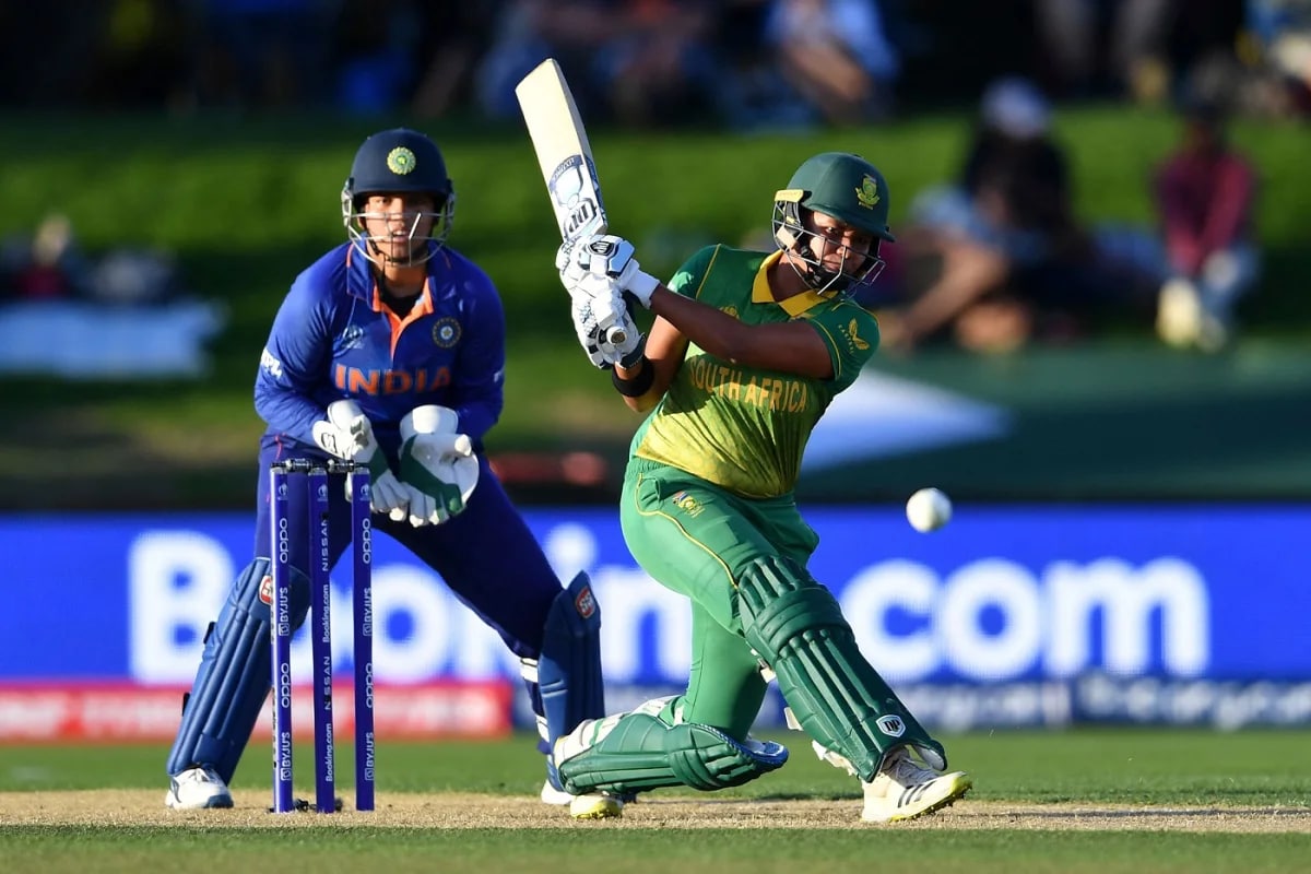 South Africa Women won by 3 Wickets against India Women Team