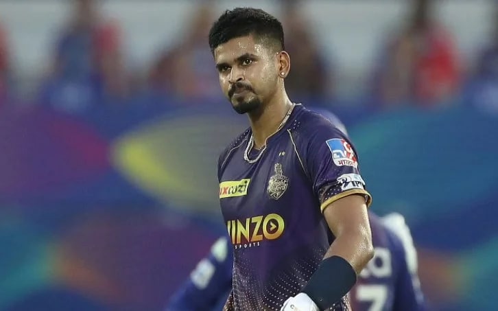 Shreyas Iyer को मिला शादी का प्रपोजल, KKR ने ट्विटर पर फोटो शेयर करते हुए दी जानकारी