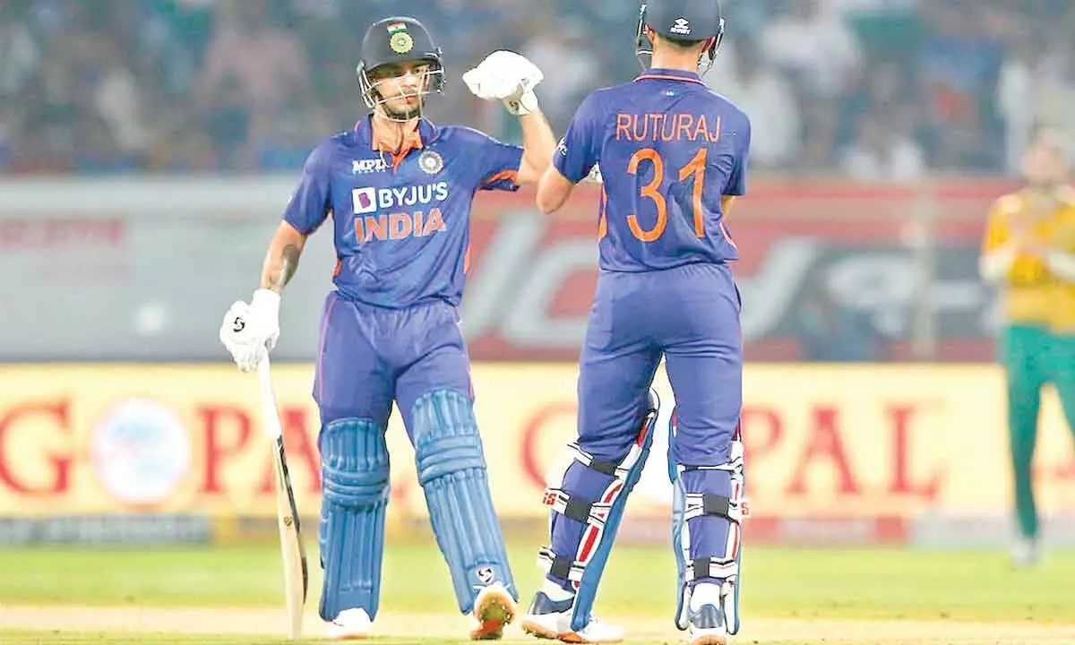 Ruturaj gaikwad increased the tension of team india after being injured on ireland tour