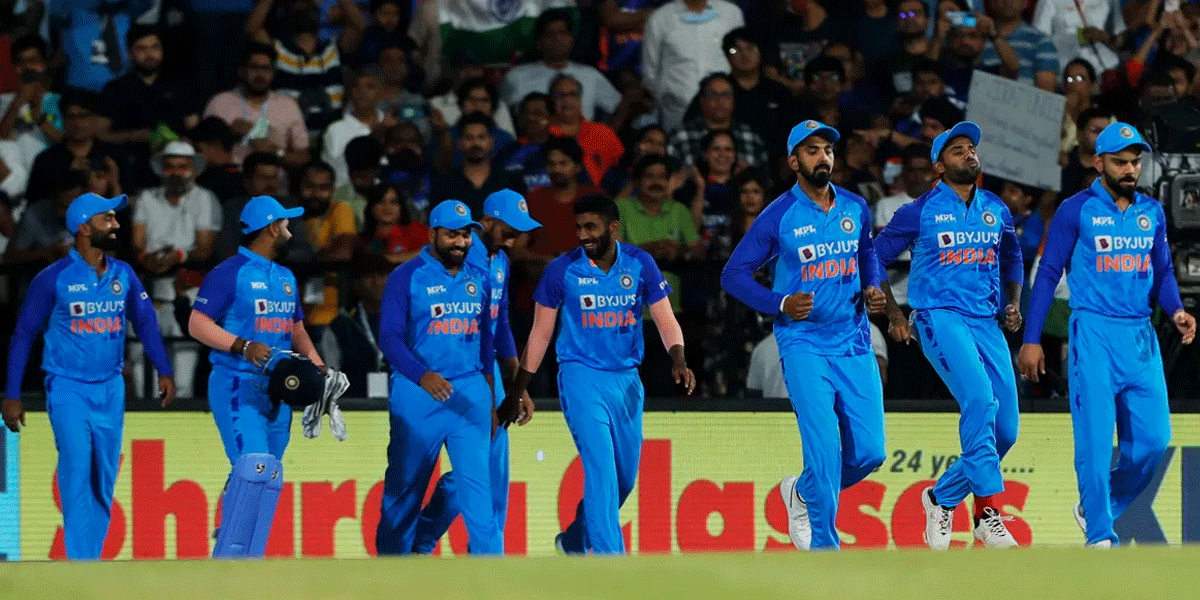 IND vs AUS: सीरीज जीतने के लिए रोहित शर्मा इन 2 खिलाड़ियों को करेंगे टीम से बाहर! ऐसी होगी प्लेइंग-X...