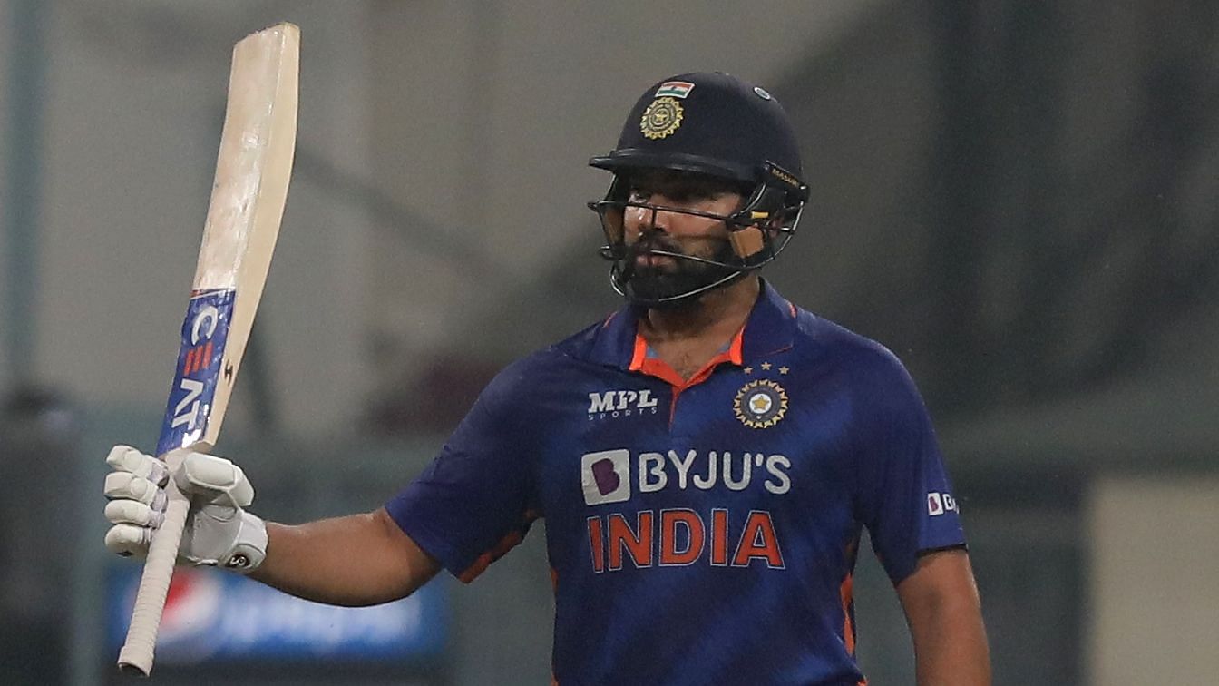 Rohit Sharma ने फिर एक बार रचा इतिहास, विराट कोहली पीछे छोड़ यह खिताब किया अपने नाम