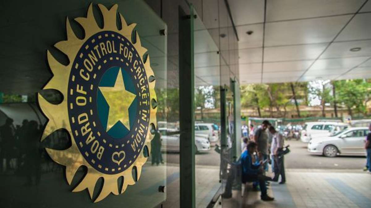 वर्ल्डकप से पहले BCCI को बड़ा झटका!, जल्द नहीं उठाया यह कदम तो होगा 955 करोड़ का नुकसान