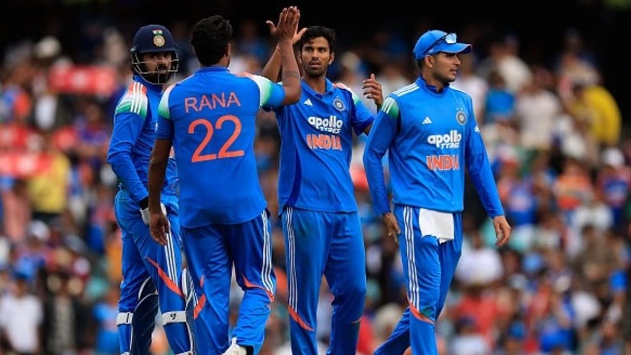 Washington Sundar vs Axar Patel