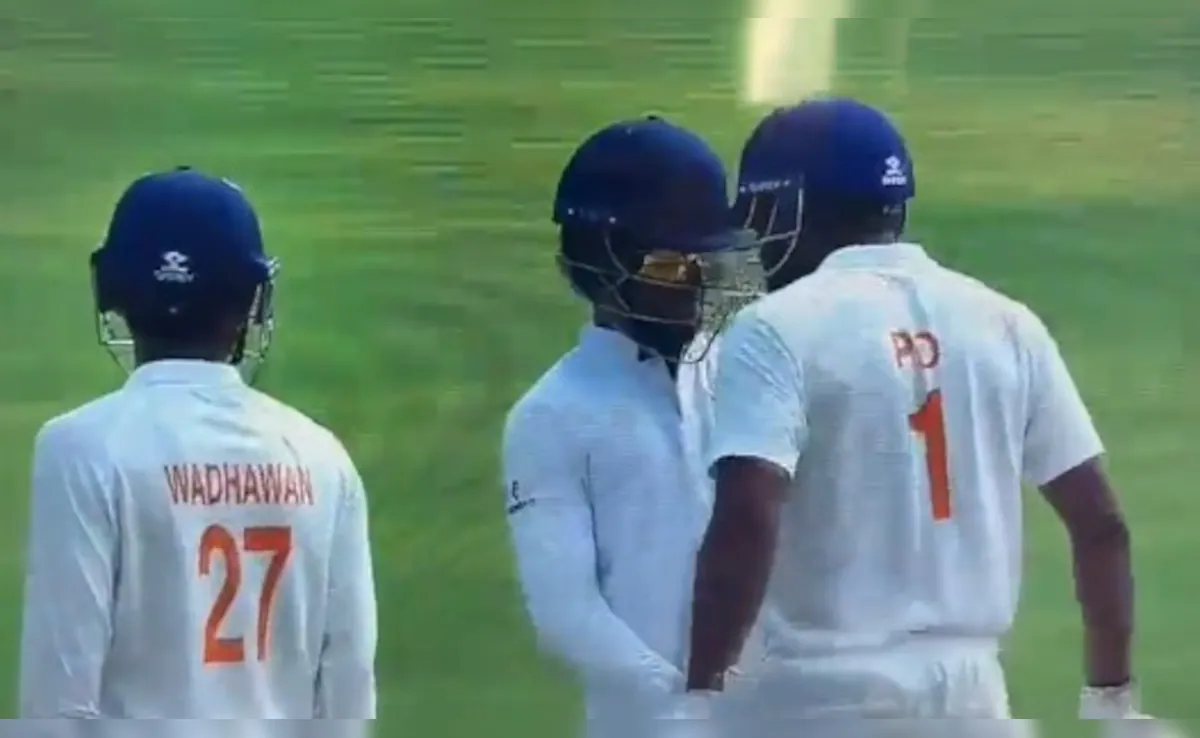  Paras Dogra doing headbutt