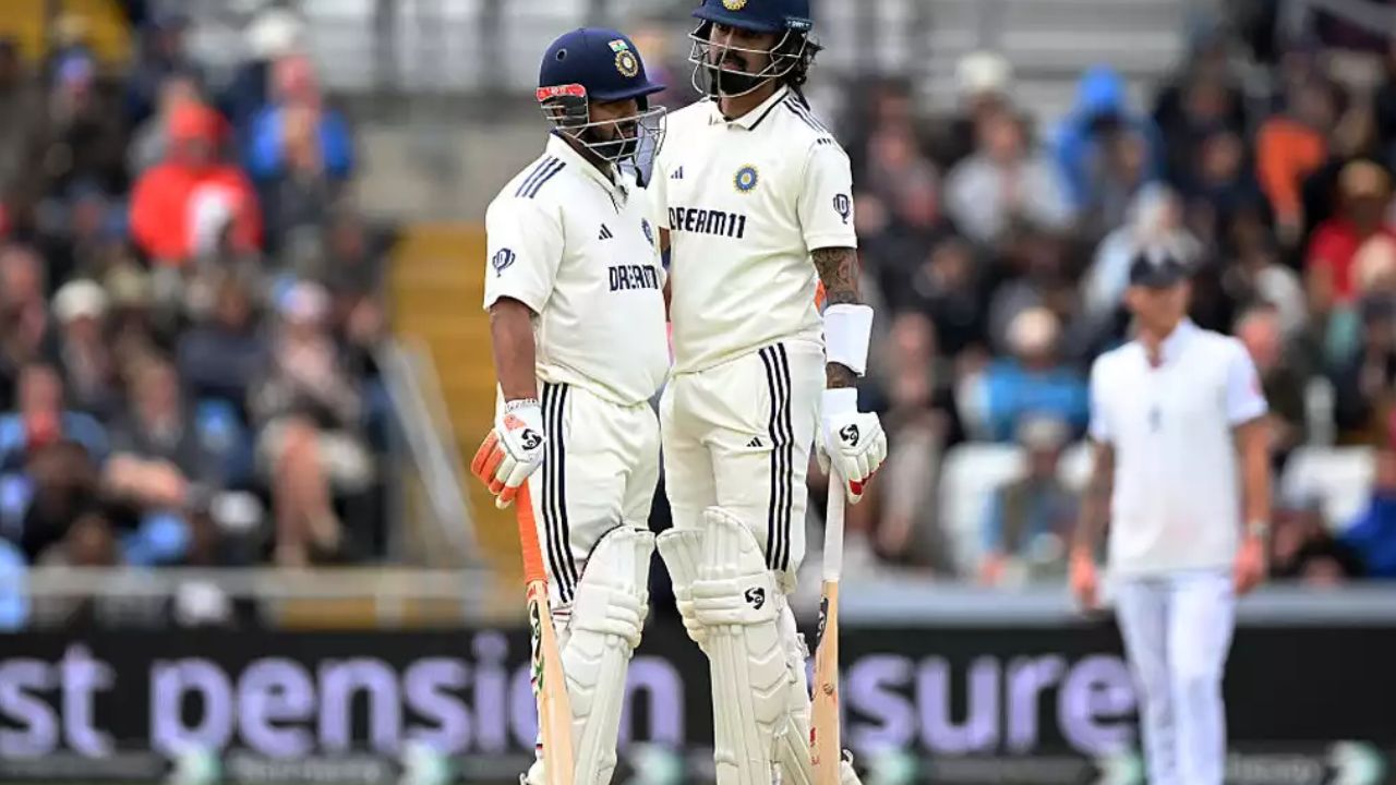 Aakash Chopra 1 