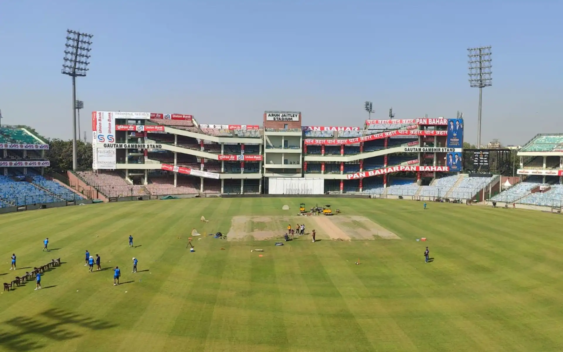 DC Vs RCB Pitch Report