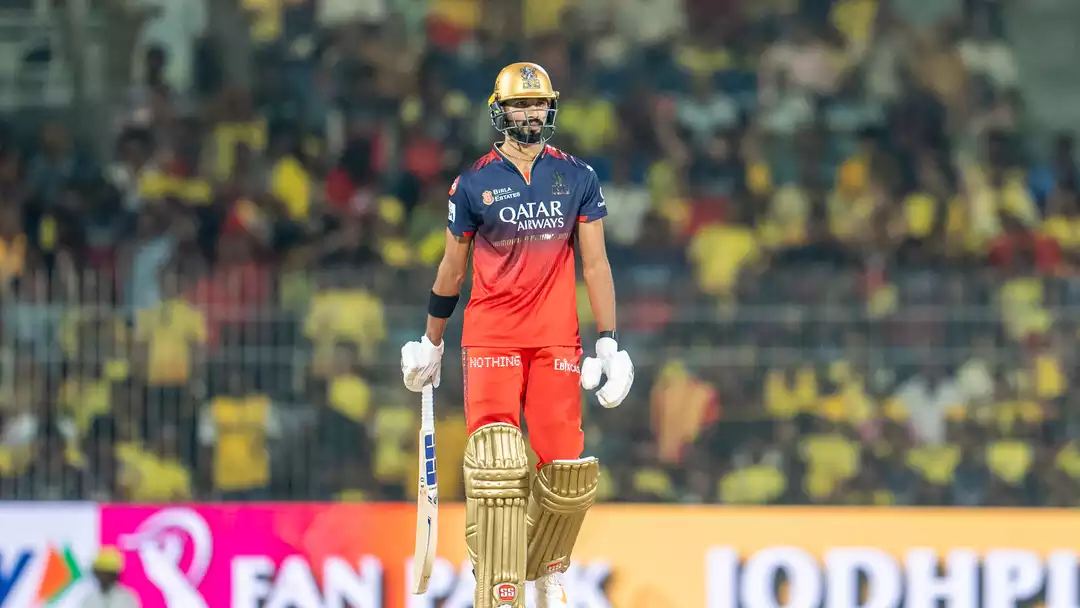 Venkatesh Iyer vs Devdutt Padikkal