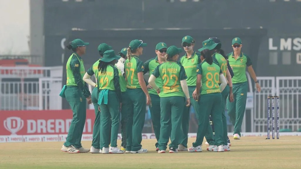 टी-20 मैच से पहले भारतीय महिला टीम को बड़ा झटका, हरमनप्रीत कौर हुई इंजर्ड