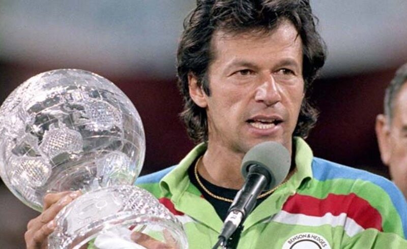 AUS vs PAK: पाकिस्तानी खिलाड़ियों को मिला प्रधानमंत्री Imran Khan का साथ, कहा- हमे अपने खिलाड़ियों पर गर्व है