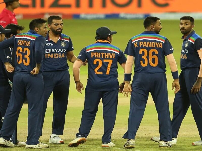 Team India 2 changes in t20