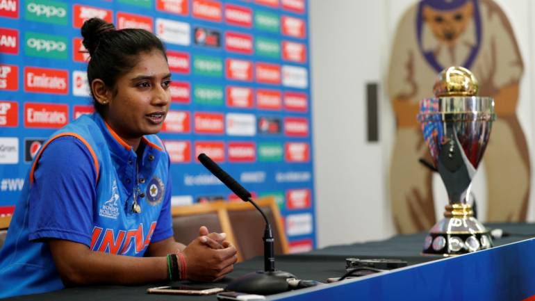 "आईपीएल पर ध्यान देने के बजाय हमे विश्व कप पर ध्यान देना चाहिए": मिताली राज
