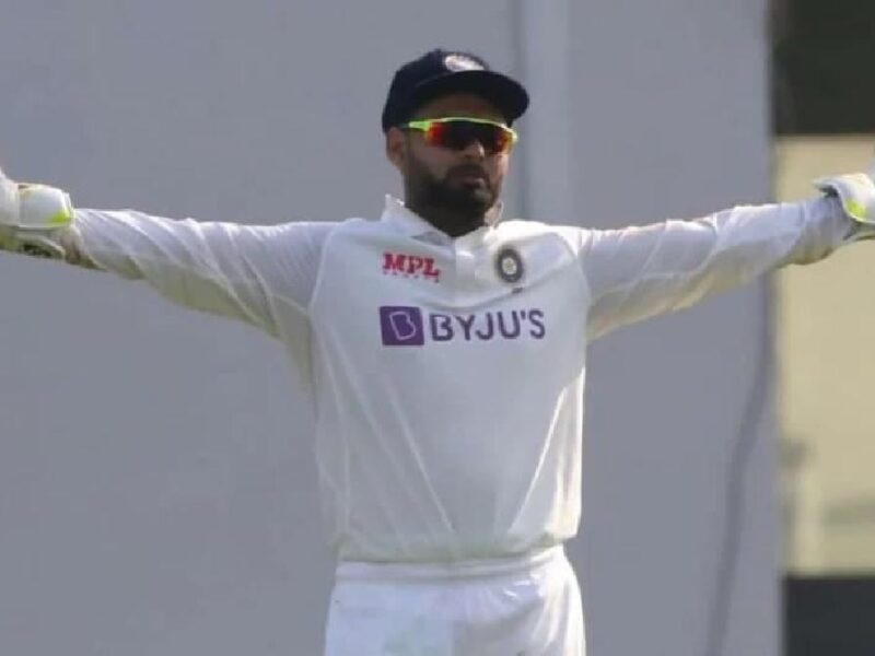 Rishabh Pant completed 100 catches in Test