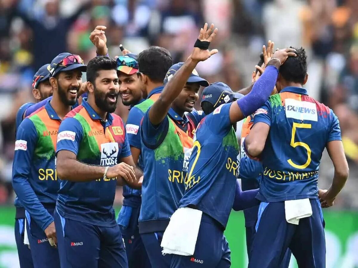 IND vs SL: दूसरे T20I से पहले बढ़ गई श्रीलंका की मुश्किलें, टीम के 2 स्टार खिलाड़ी हुए सीरीज से बाहर