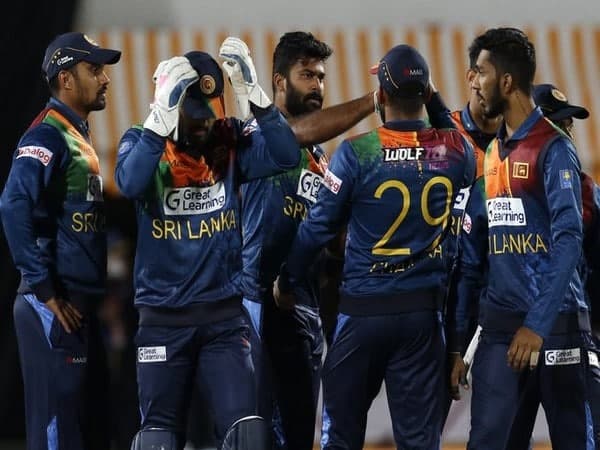 Sri Lanka team gave India a target of 146 runs to win