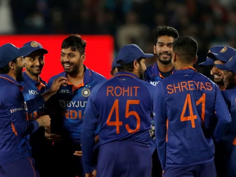 team India Won by 6 Wickets in 3rd T20 against Sri Lanka