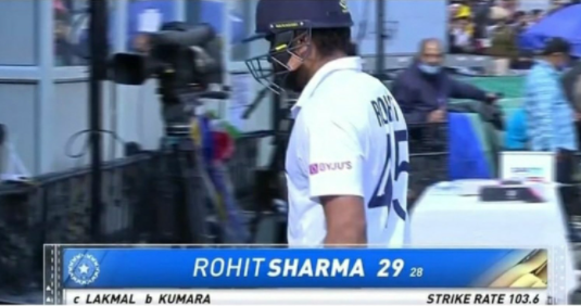 IND vs SL: Rohit Sharma ने सस्ते में गंवाया अपना विकेट, नाराज फैंस बोले - "भाई क्या कर रहा है?"
