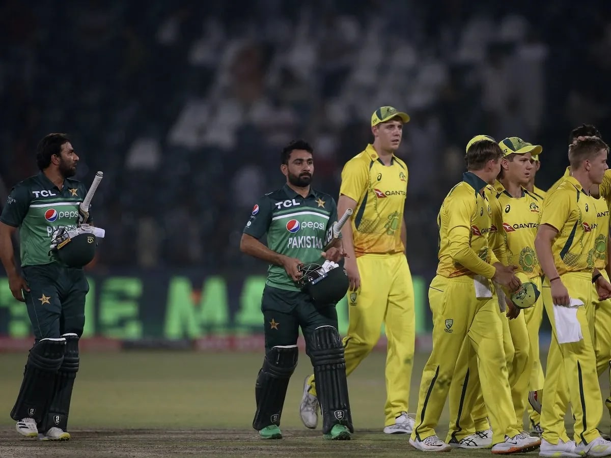  Pakistan Team won by 6 wickets against Australia