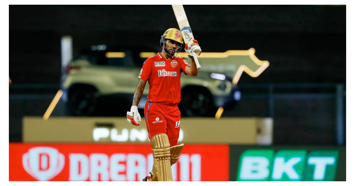 shikhar dhawan becomes the first player to complete 700 fours in ipl history