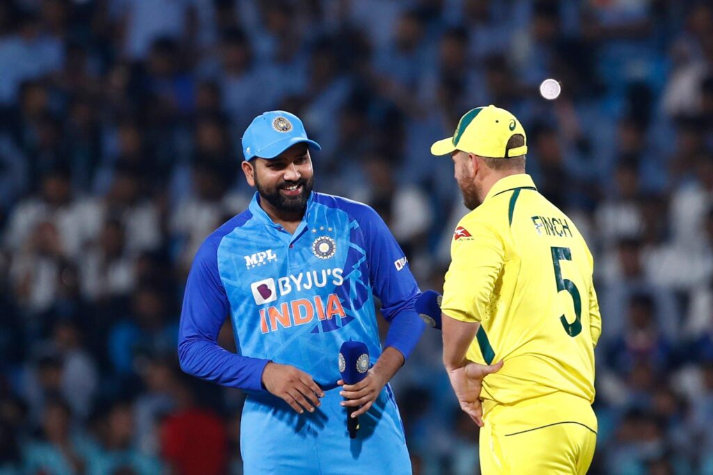 India v Australia - T20 International Series_ Game 2 (5)