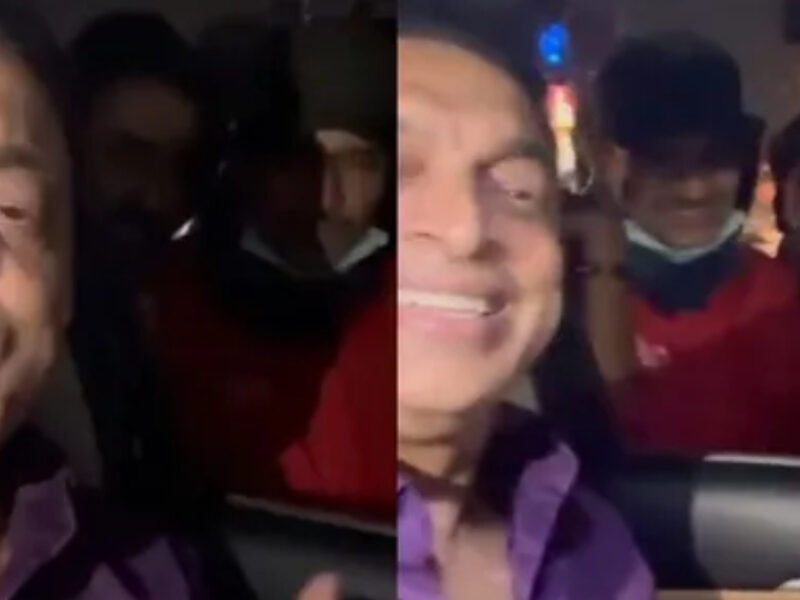सेमीफाइनल में पहुंचने के बाद खुशी से बौखलाए शेएब अख्तर, बीच सड़क पर करने लगे शाहरूख खान की नकल, देखें VIDEO