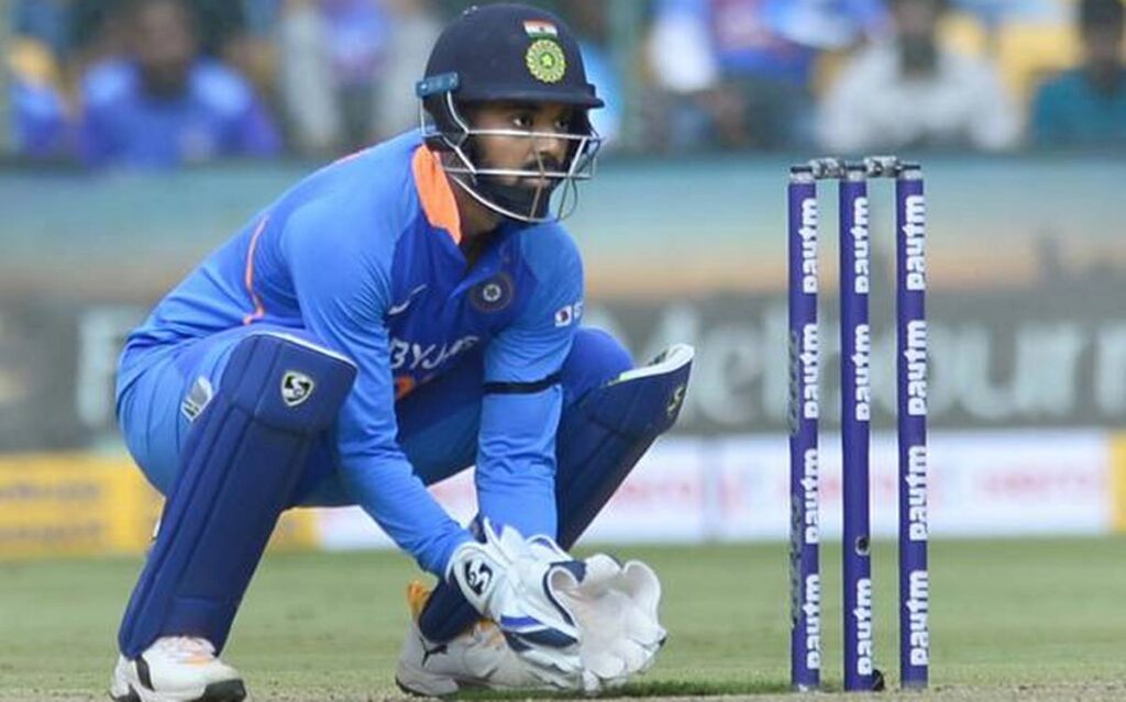 Rahul Dravid ने ऋषभ पंत को बाहर करने के लिए रचा चक्रव्यूह? जानिए कैसे ODI वर्ल्ड कप 2023 में होगा टीम इंडिया का बेड़ा पार