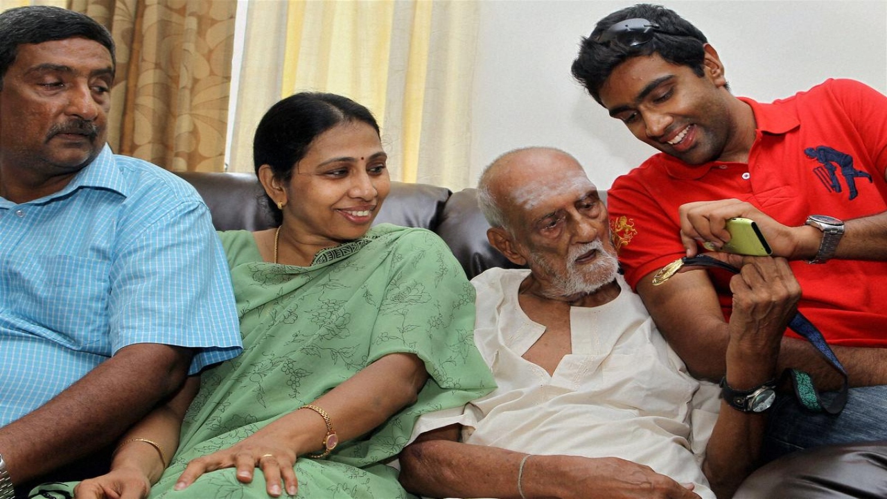 Ravichandran Ashwin Family